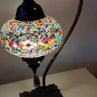 lampada da tavolo multicolore