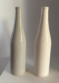 Coppia vasi decorativi in ceramica bianca e grigia