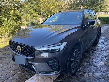 Volvo XC 60 Ibrida/diesel