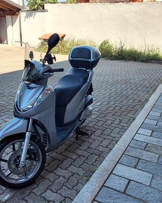 scooter honda sh 300i