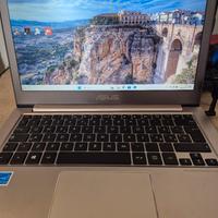 Asus UX303L, i3 5010u, 8gb ram, ssd250Gb