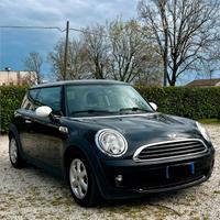 Mini one r56 1.4 16v Neopatentati