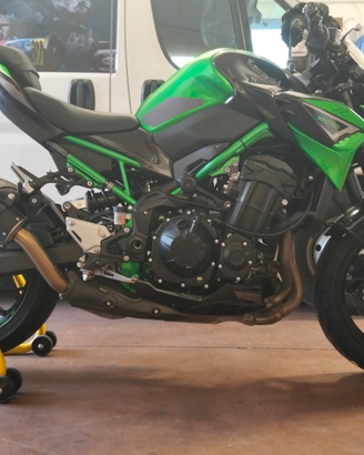 Moto Kawasaki Z900