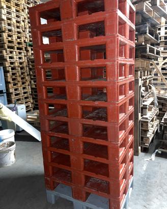 Bancali in Plastica usati da 80 × 60 × 15