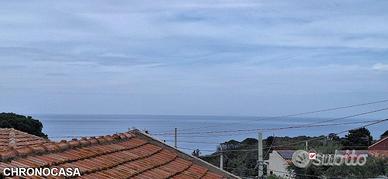 Piano Torre, semi indipendente con spazi esterni