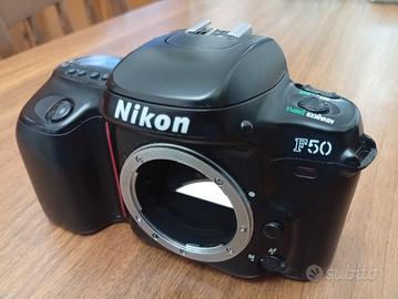 Fotocamera reflex analogica Nikon F50 35mm