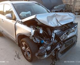 Suzuki Vitara 1.6 diesel sinistrata incidentata