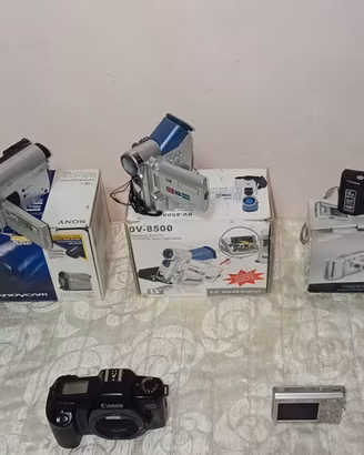 LOTTO VIDEOCAMERA FOTOCAMERA DA RIVEDERE