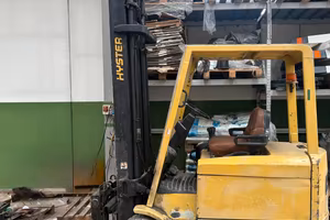 Carrello elevatore hyster modello E3.20XM