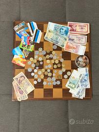 Monete, banconote, gettoni e schede telefoniche