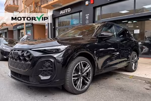 Audi Q5 2.0 TDI mhev S-LINE 204cv KMO IVA ESPOSTA