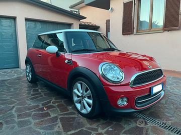 MINI COOPER 1.6 BENZINA 90 KW PERFETTA
