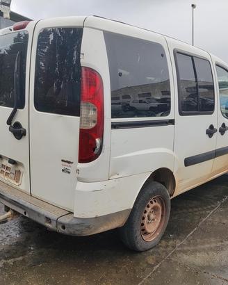 FIAT DOBLO 119, 223 1.9 JTD 105CV 03-10 ricambi