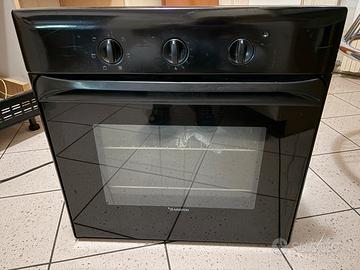 Forno ventilato Ariston da incasso