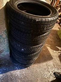 6 gomme usate 80% +4 cerchi in lega