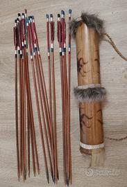 Frecce e porta frecce bambú legno portafrecce arco