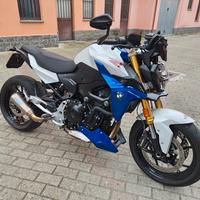 BMW F900R 