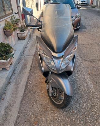 Burgman 400