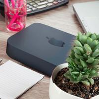 • Apple Mac Mini 2018 3.6GHz 512 GB SSD 8GB RAM •