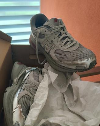 NEW BALANCE 
