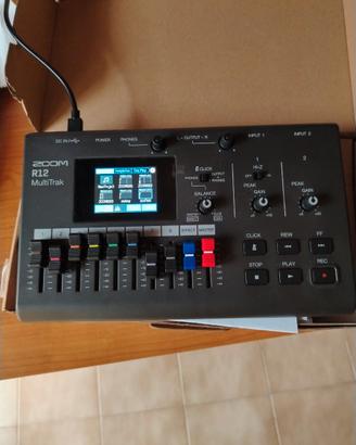 Zoom R12 MultiTrak