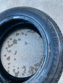Pneumatico Goodyear Vector 4Seasons G3 215/55 R17