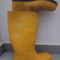 Stivali antifortunistici