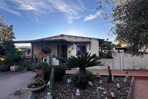 3 LOCALI A ANGUILLARA SABAZIA