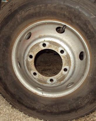 pneumatici Hankook misura 9.5 R 17.5 DH05