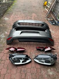 PARAURTI ANTERIORI E POSTERIORI GOLF 7 con fari