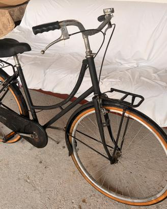 Bici donna vintage tenuta bene