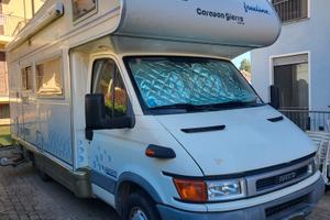Mobilvetta Arcobaleno su Iveco Daily del 2001