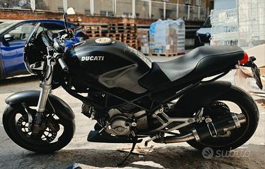 Ducati Moster 400