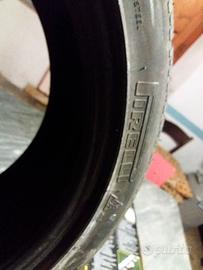 Gomme 225-45 r17