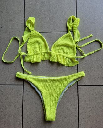 Bikini giallo fluo