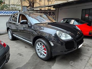 Porsche Cayenne 4.5 cat Turbo S BOOK/CRS