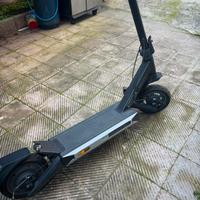 Monopattino NAVEE S60 1000W