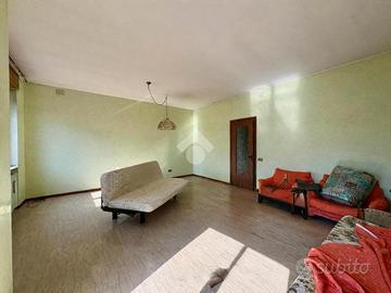 4 LOCALI A GANDINO