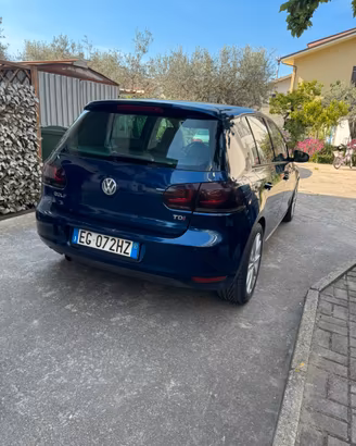 Volkswagen Golf 6 1.6 TDI Highline 2011