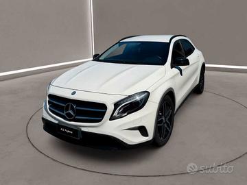 MERCEDES GLA (X156) - GLA 220 d A U164312