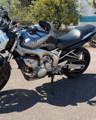 Yamaha FZ6