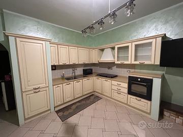 CUCINA ARAN + ELETTRODOMESTICI + TOP MARMO