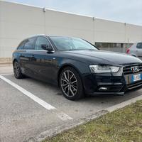 ? Audi A4 Avant 2.0 TDI 177CV Business Plus