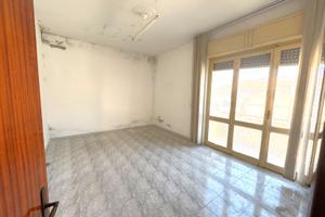 RIBASSO Ampio appartamento con balconi e soffitta