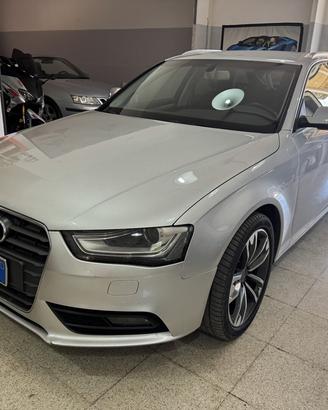 AUDI A4 TDi Avant Multitronic 143 cv.