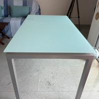 Tavolo da pranzo in vetro allungabile