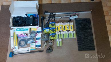 materiali per acquario. led,decori,spugne,sfondo3d