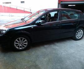 OPEL Astra - 2006
