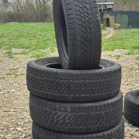 gomme 4stagione 215/65/R16  109/107T