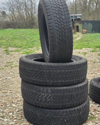 gomme 4stagione 215/65/R16  109/107T